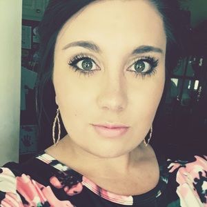 Meet your Posher, Alison